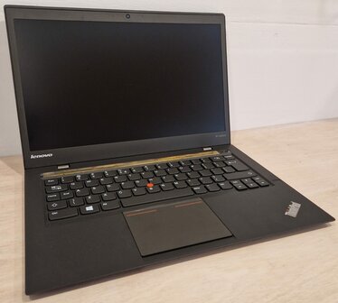 Lenovo X1 C*Lichte Schade* Lenovo X1 Carbon 2nd Gen i7-4600U 14 inch + Garantie 7arbon 2nd Gen i5-4300U 14 inch + Garantie 3